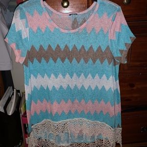 Chevron Top